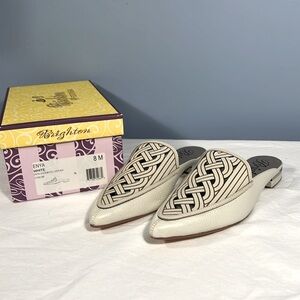 Brighton interlock enya mules